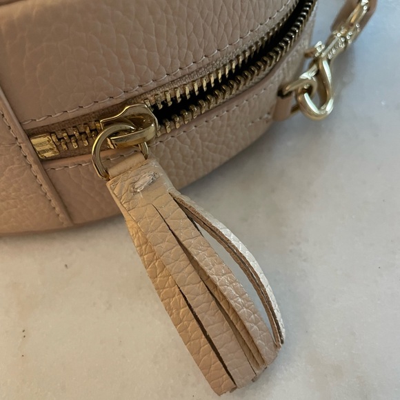 Cuyana pale pink/tan circle Leather Crossbody Bag - Picture 4 of 16